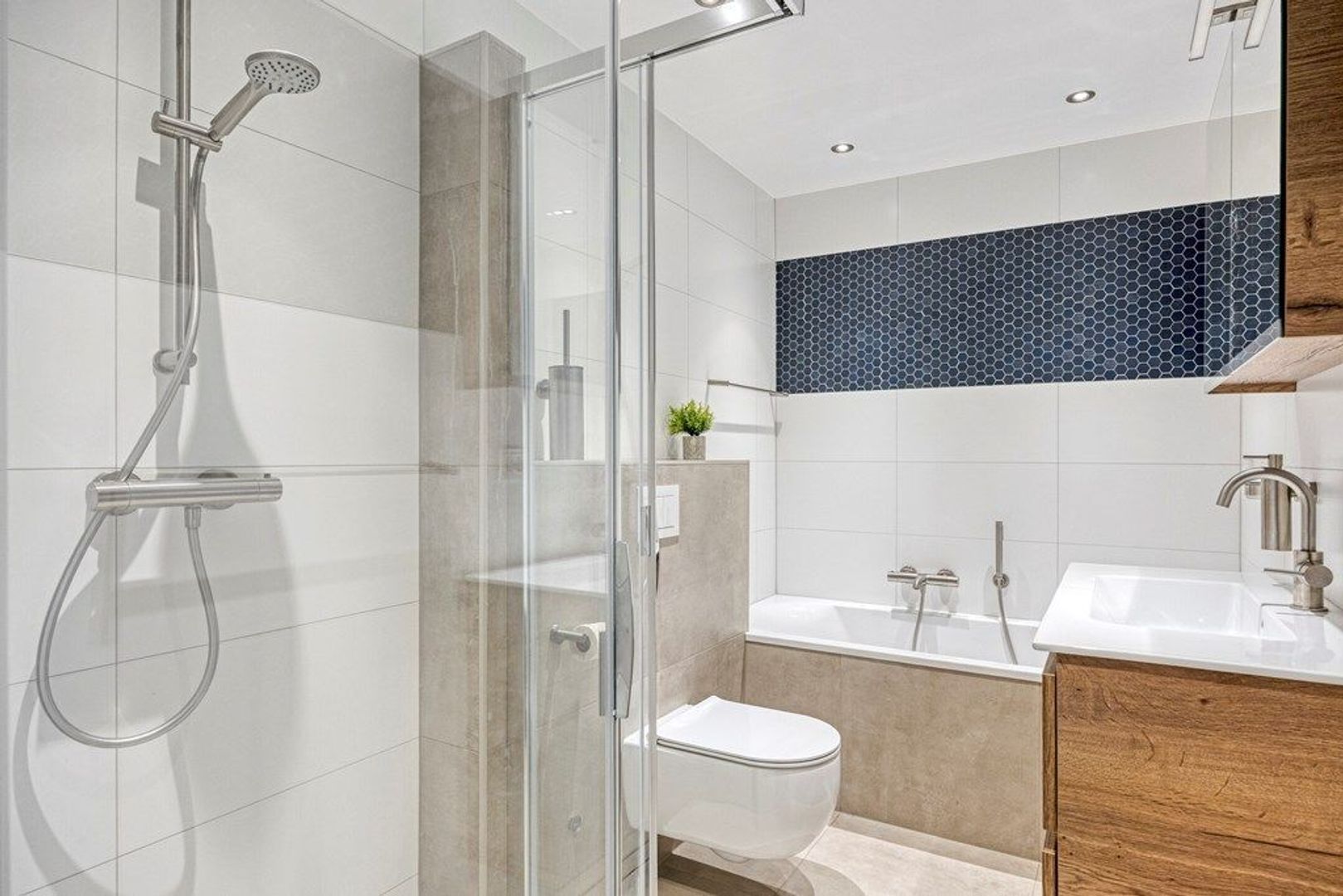 Maasboulevard 173, Schiedam foto-14 blur