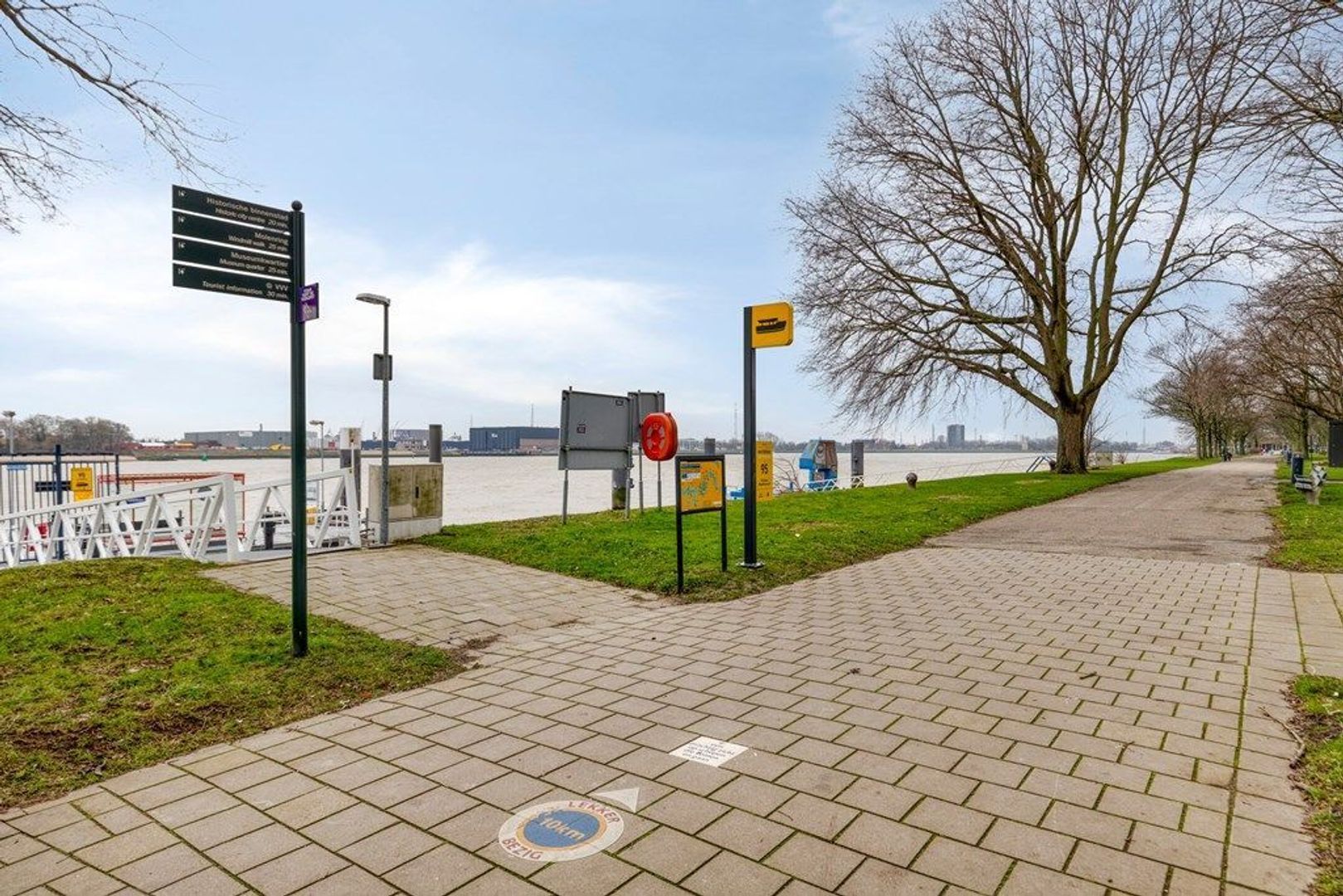 Maasboulevard 145, Schiedam foto-30 blur