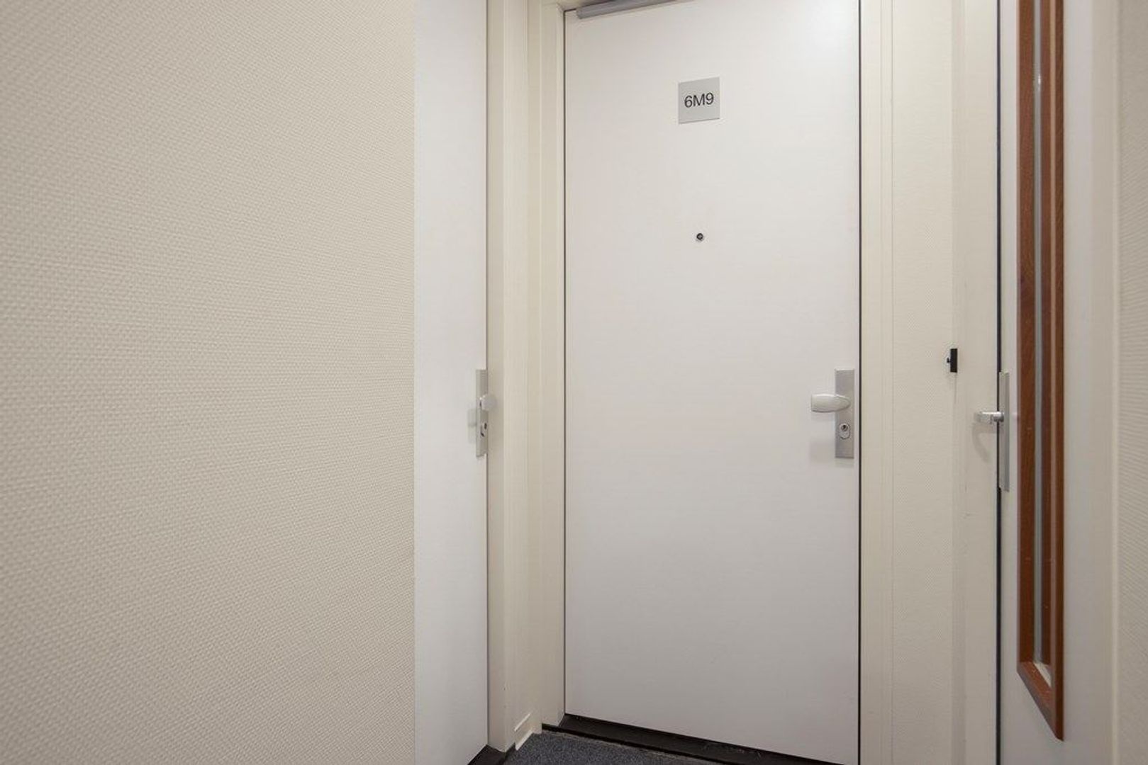 Stationsplein 6 M9, Schiedam foto-7 blur