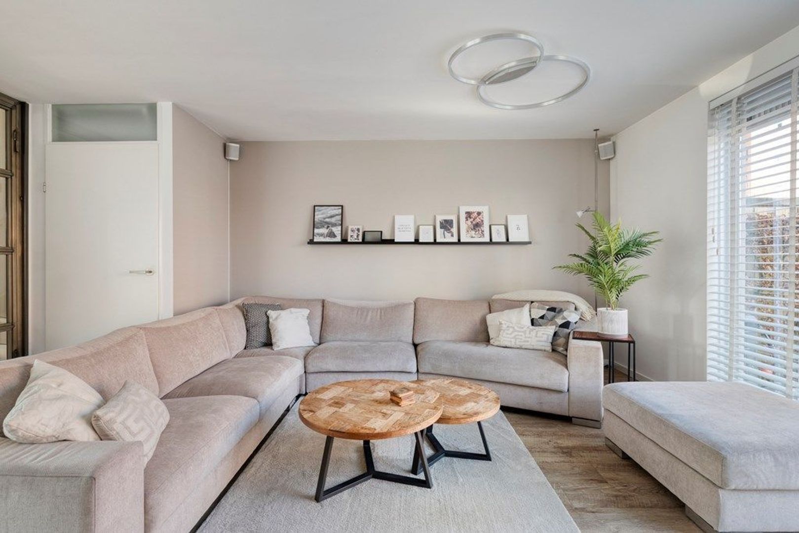 Hoofdvaart 2, Schiedam foto-8 blur