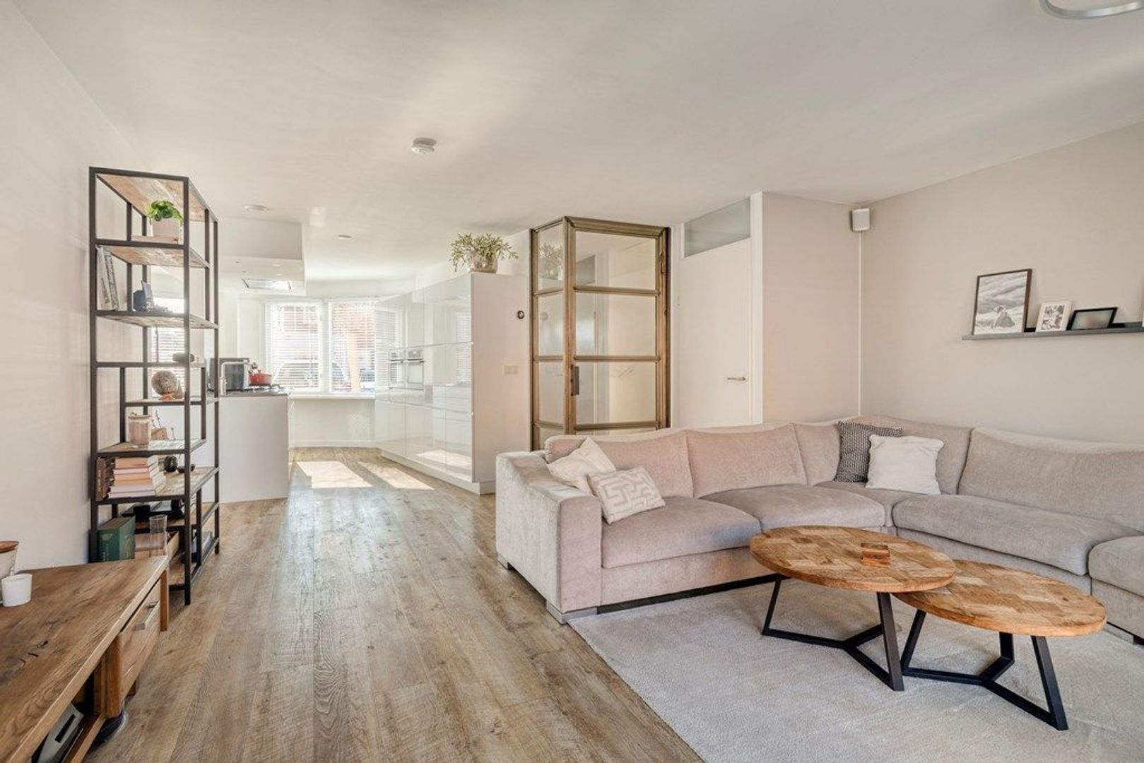 Hoofdvaart 2, Schiedam foto-6 blur