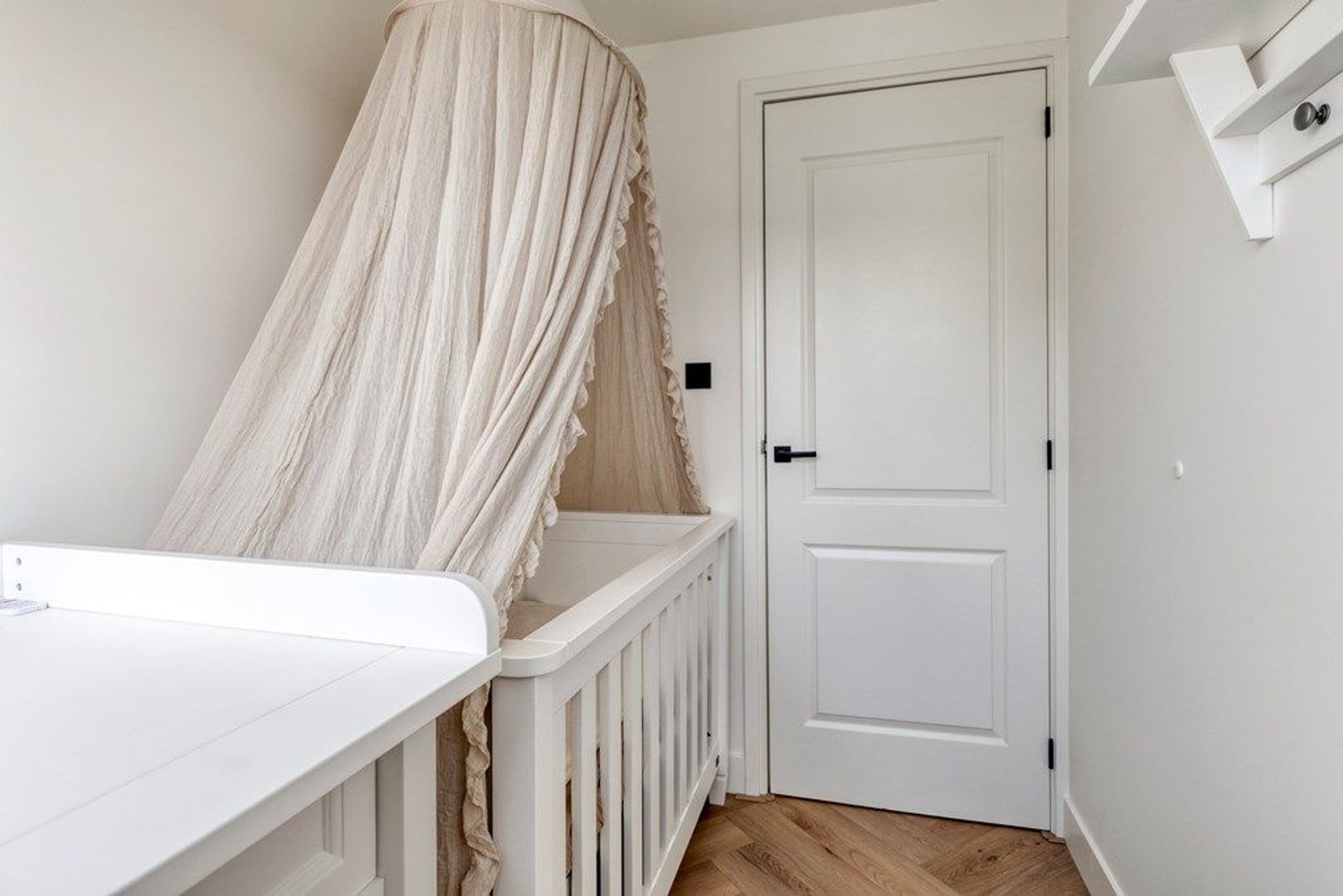 Strijensestraat 8, Schiedam foto-29 blur