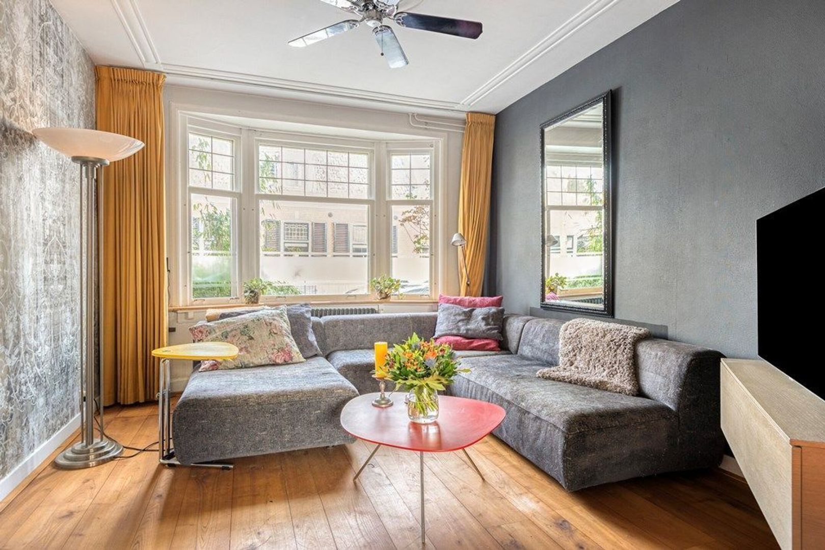 Kerklaan 10, Schiedam foto-1 blur