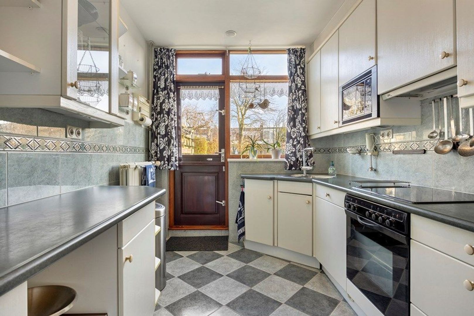 Oostsingel 39, Schiedam foto-10 blur