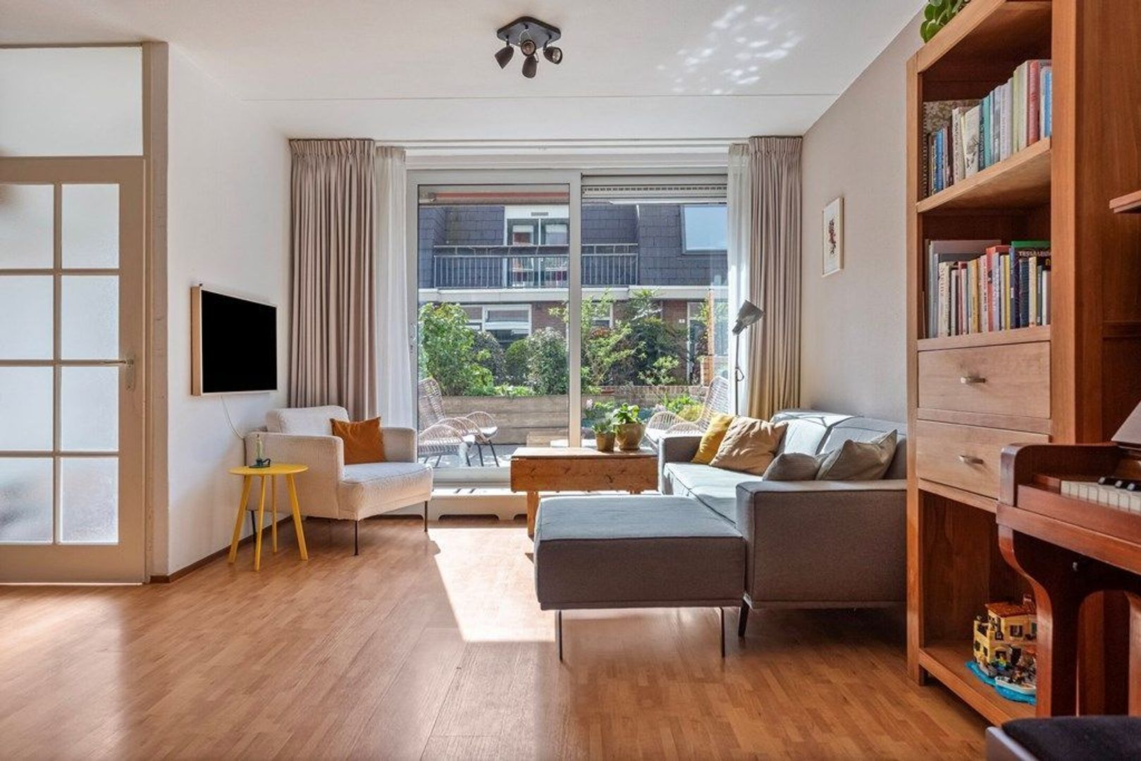 Westvest 31, Schiedam foto-13 blur