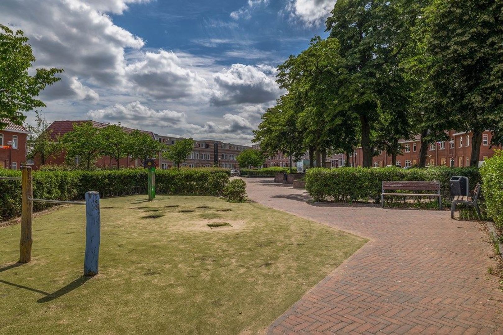 Gordonstraat 28, Schiedam foto-36 blur