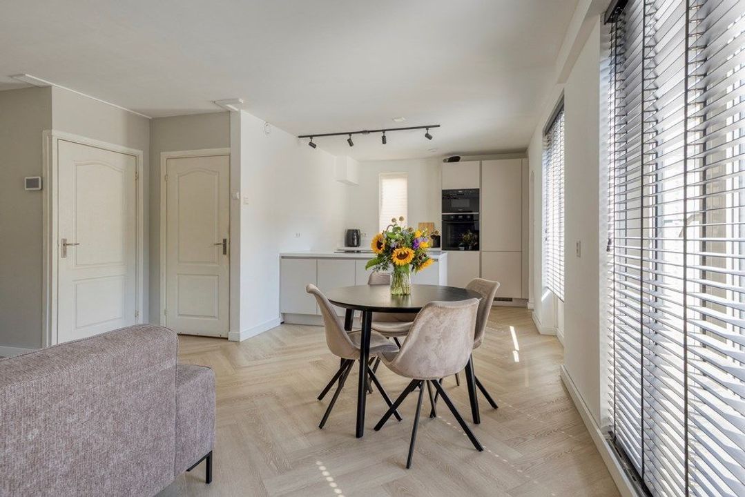 Stoelenmatterhof 15, Schiedam