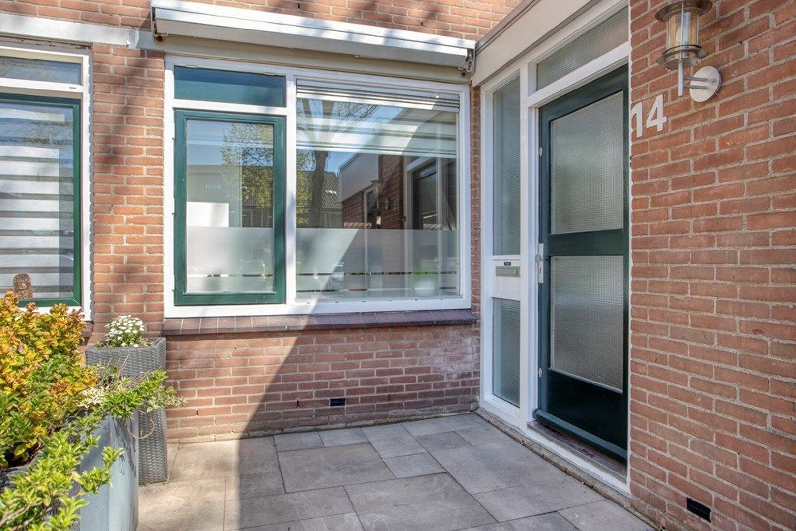 Voorberghlaan 14, Schiedam foto-3 blur