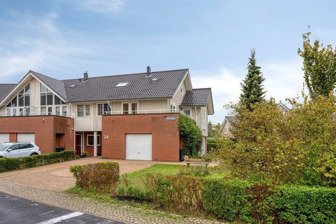 Stockholm 24, Schiedam
