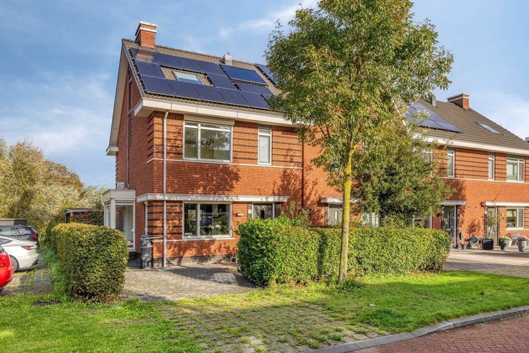 Cornelis Van Der Loostraat 1, Schiedam
