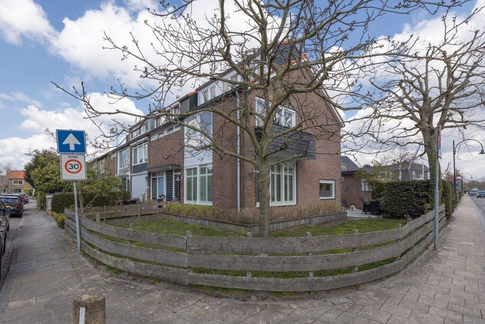 Vuntuslaan 97, Loosdrecht foto-0 blur