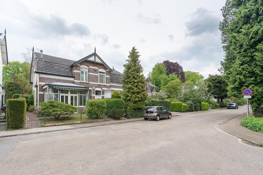 Gudelalaan 8, Bussum