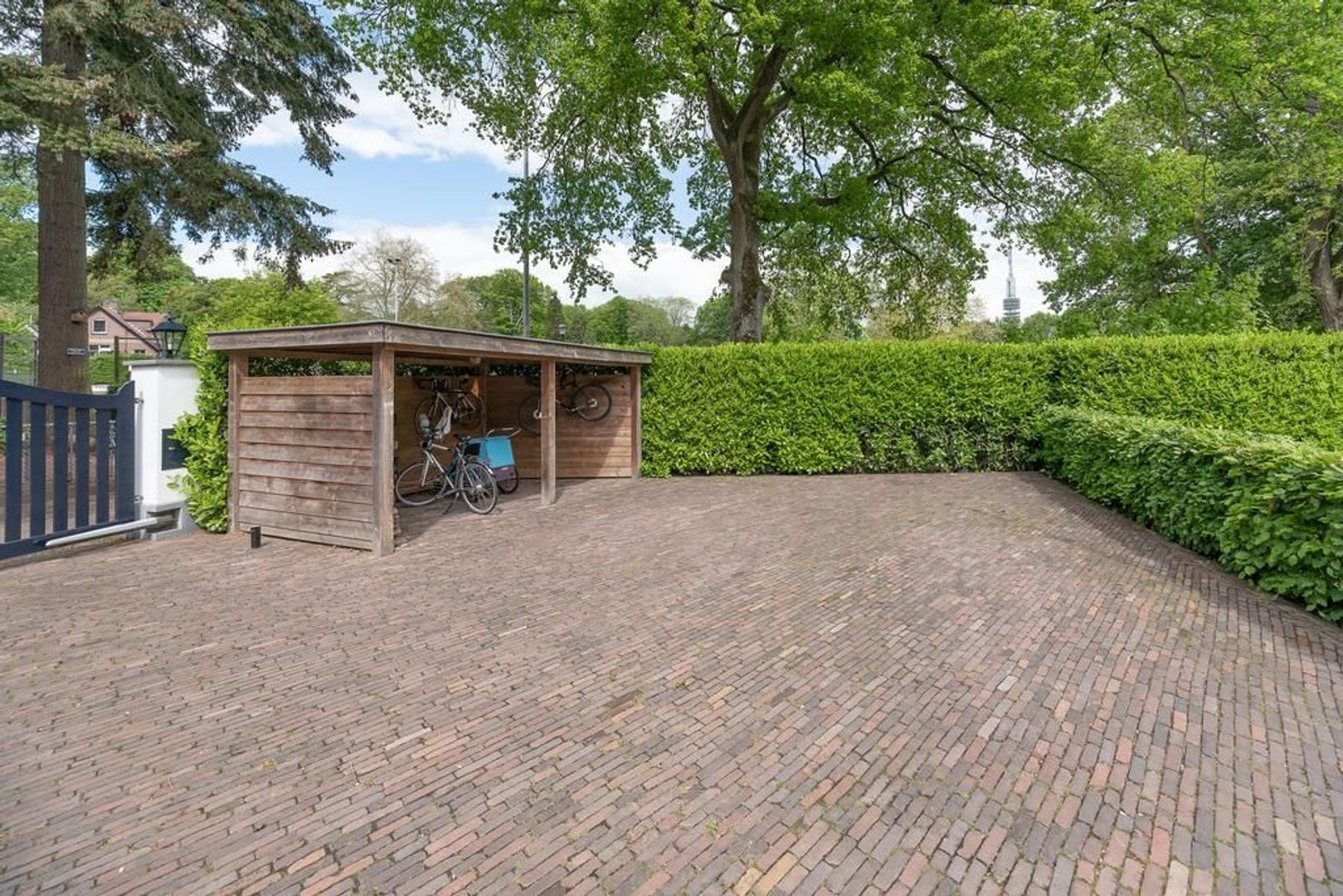 Hoge Naarderweg 84, Hilversum foto-30 blur