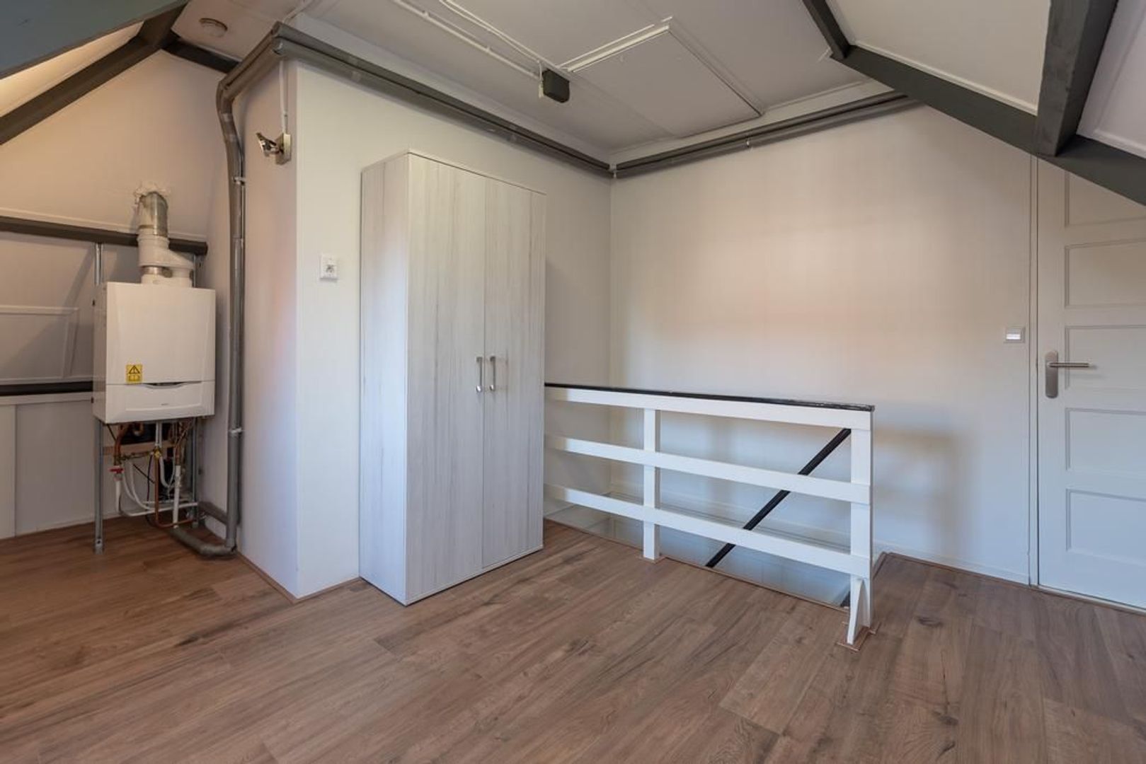 Van der Helstlaan 58, Hilversum foto-30 blur