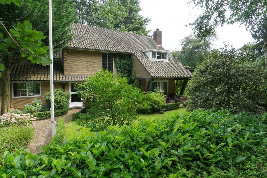 Bussumergrintweg 64, Hilversum