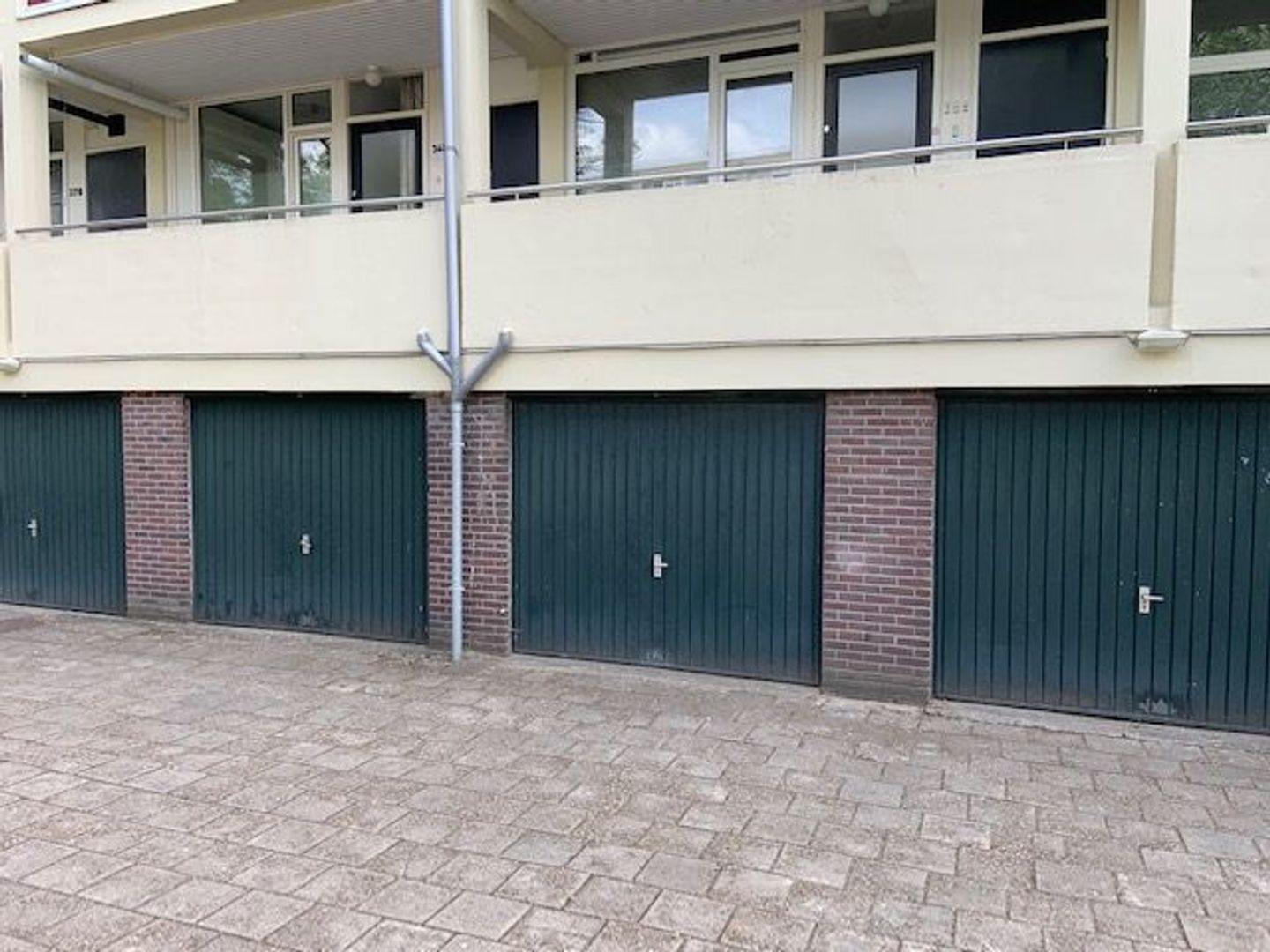 Karel Doormanlaan 350 400 A11, Hilversum foto-0 blur