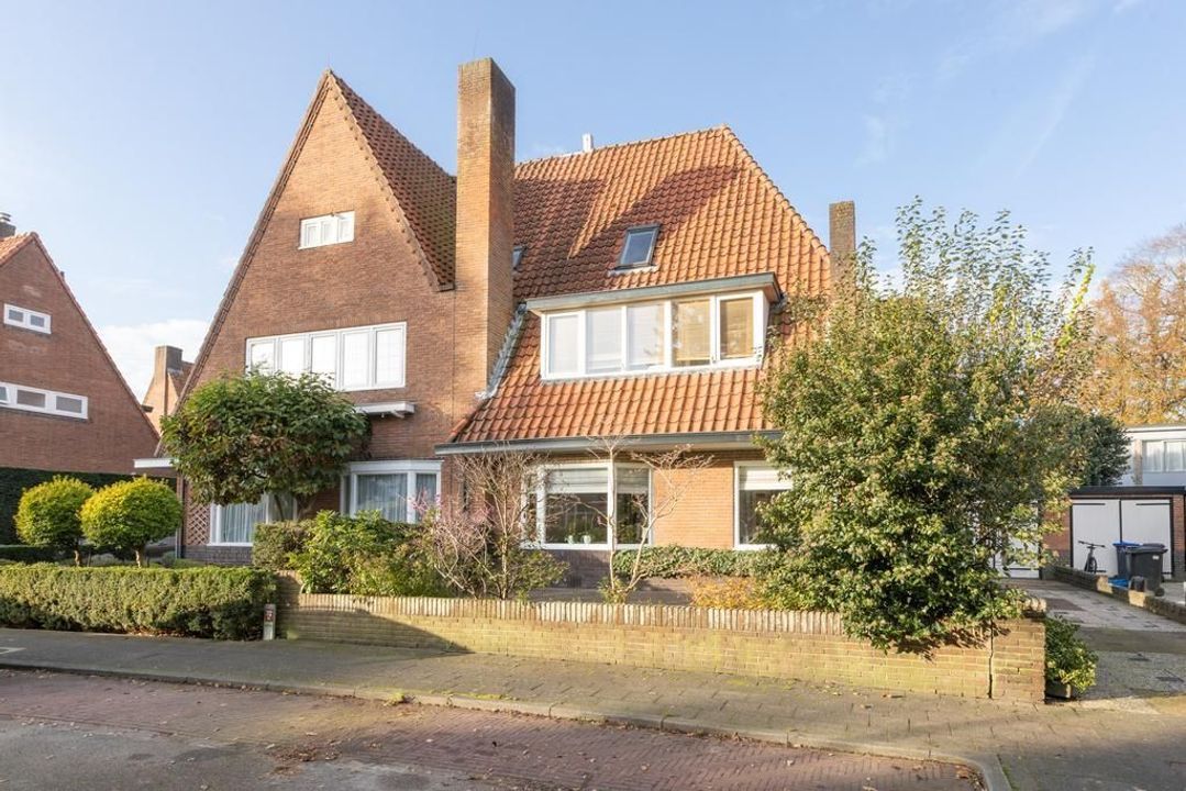Nassaulaan 58, Hilversum