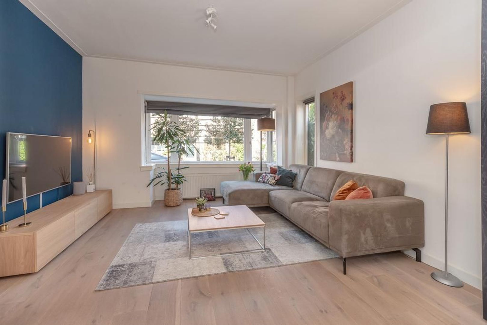 S. Hoogewerffstraat 58, Hilversum foto-1 blur