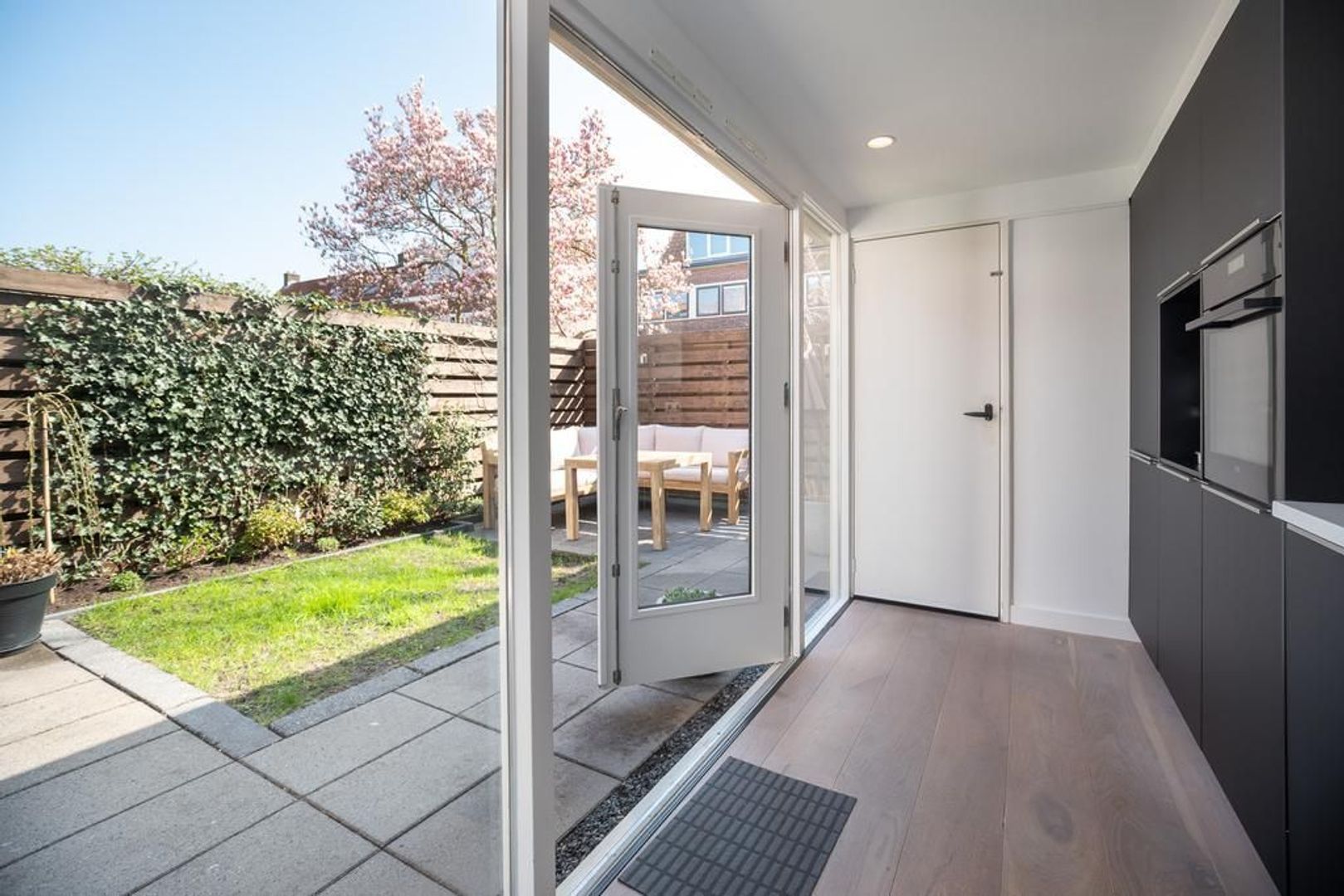 S. Hoogewerffstraat 58, Hilversum foto-10 blur