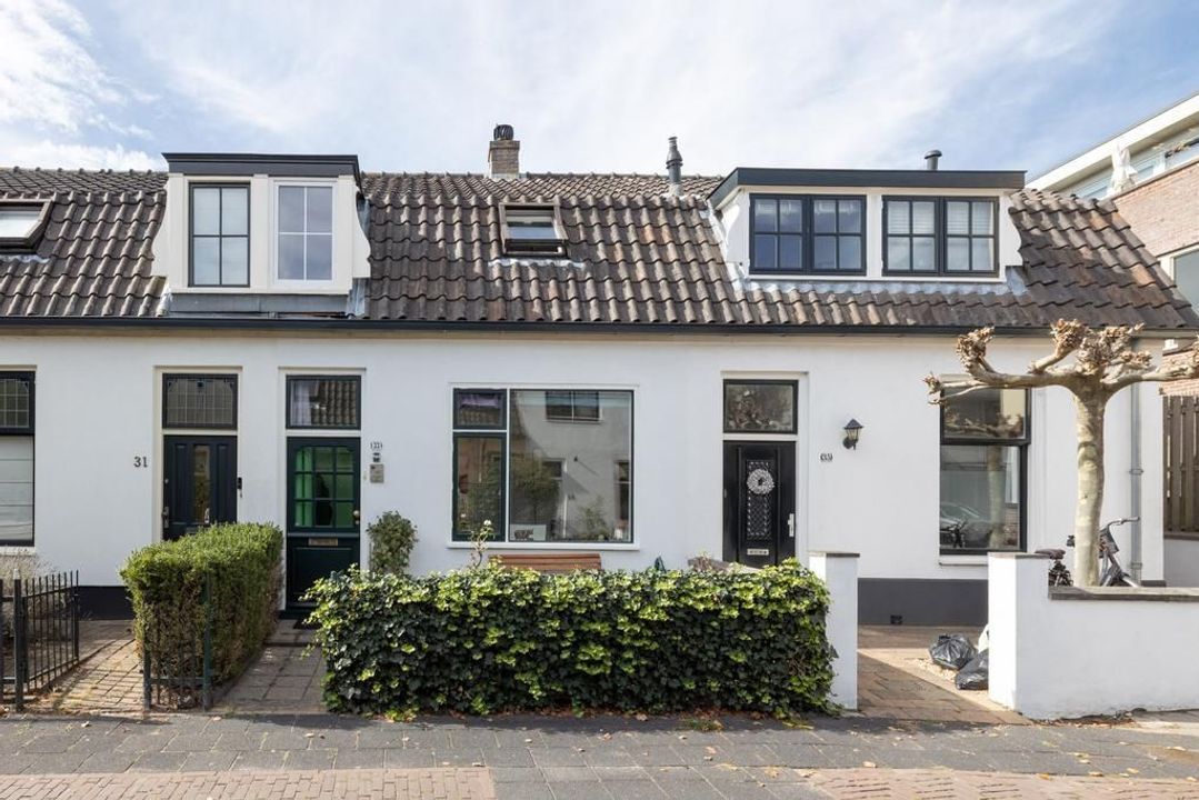Zadelstraat 33, Hilversum