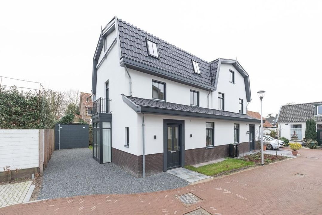 Cornelis van Norrenstraat 1 *, Bussum