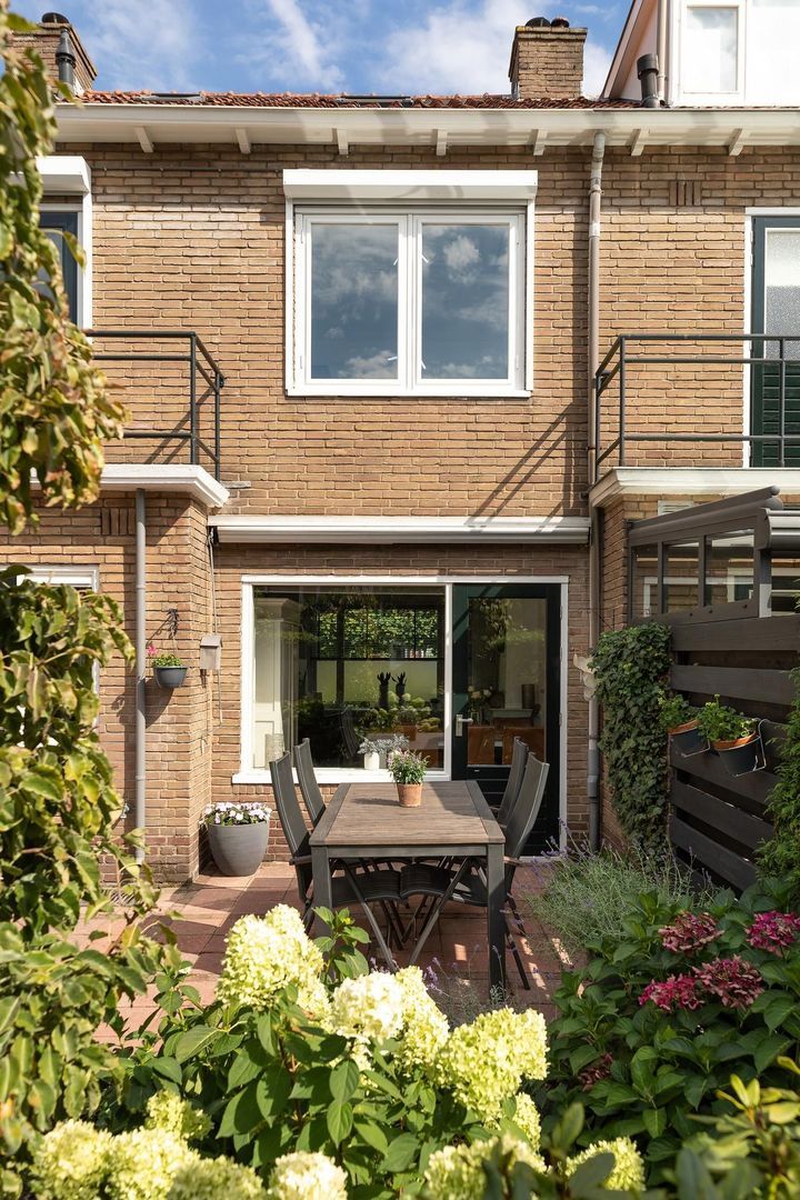 Van Hasseltlaan 35, Hilversum foto-26 blur