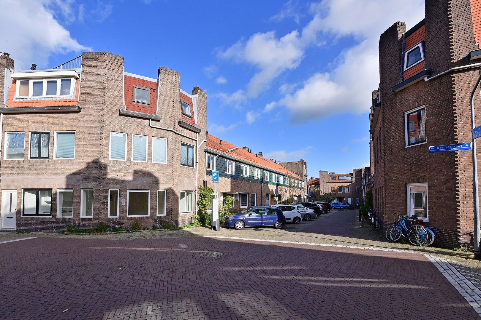 Professor Poelsstraat 37, Hilversum foto-20 blur