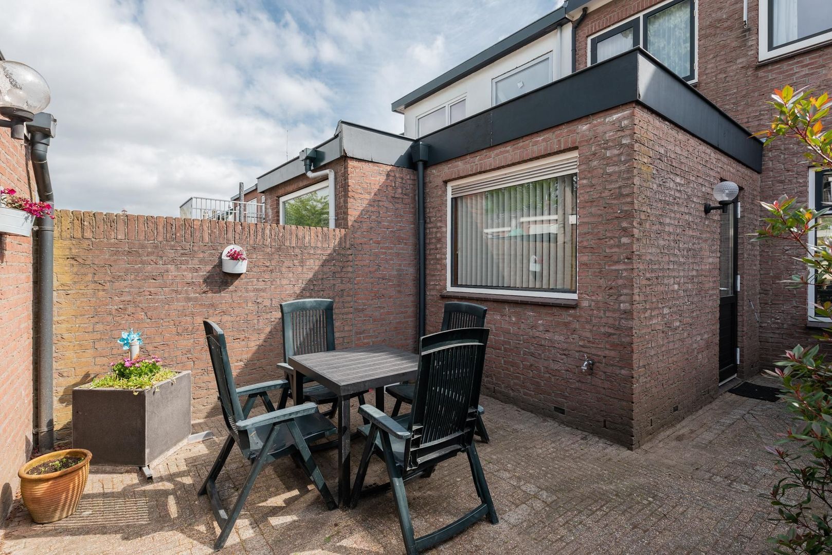 Irisstraat 42, Hilversum foto-13 blur