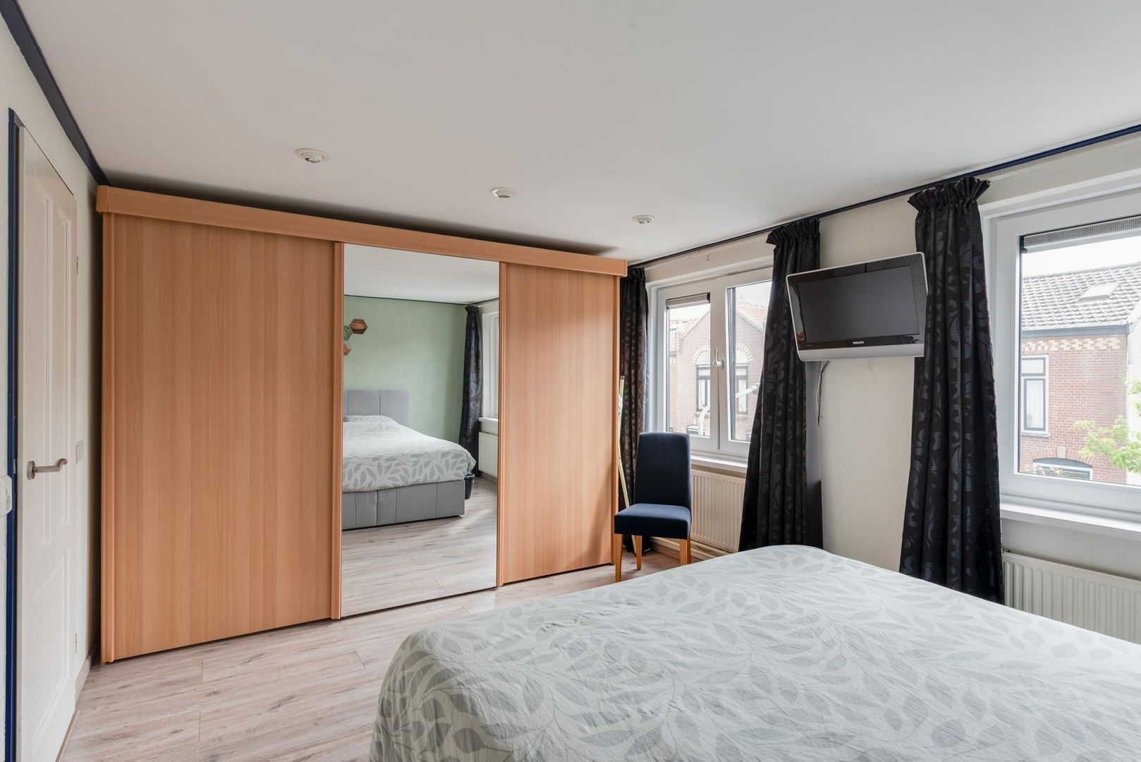 Irisstraat 42, Hilversum foto-17 blur