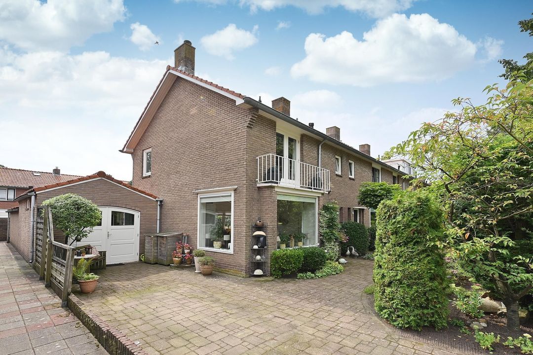 Prinses Margrietplantsoen 56, Bussum