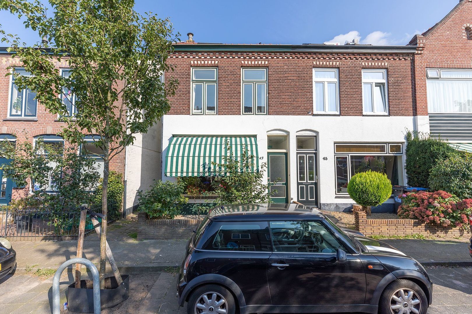 Irisstraat 43, Hilversum foto-10 blur