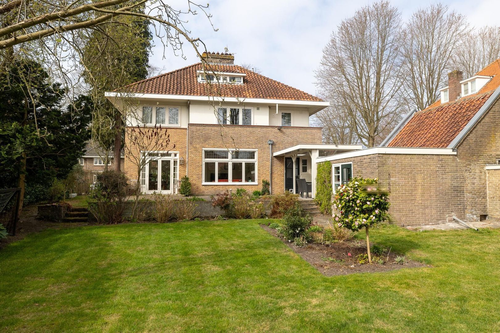 Pieter de Hooghlaan 45, Hilversum foto-12 blur