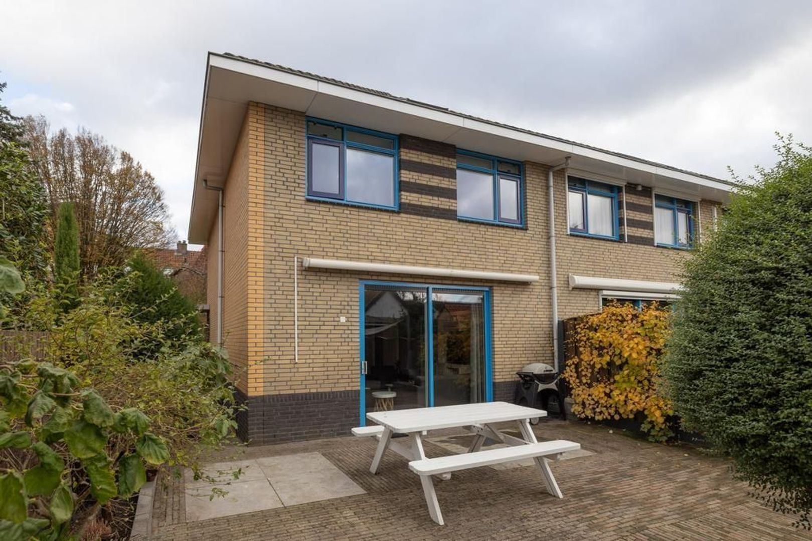 Radiostraat 35, Hilversum foto-24 blur