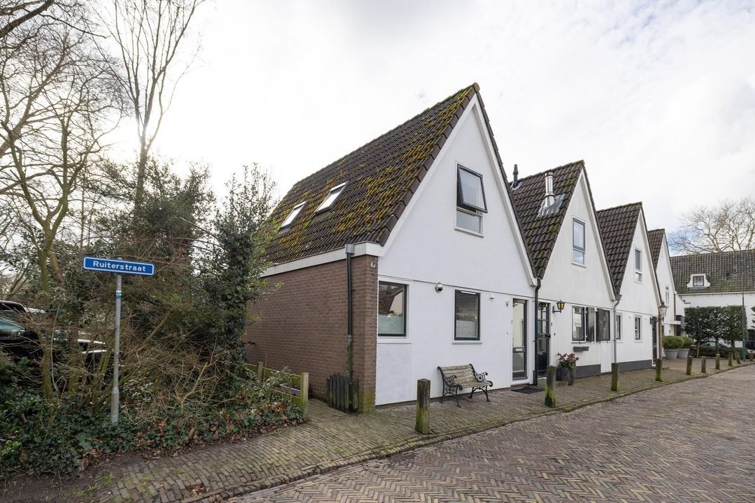 Ruiterstraat 1, Vreeland
