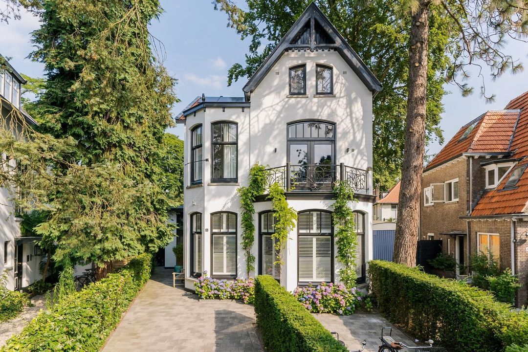 Hollandselaan 6, Hilversum
