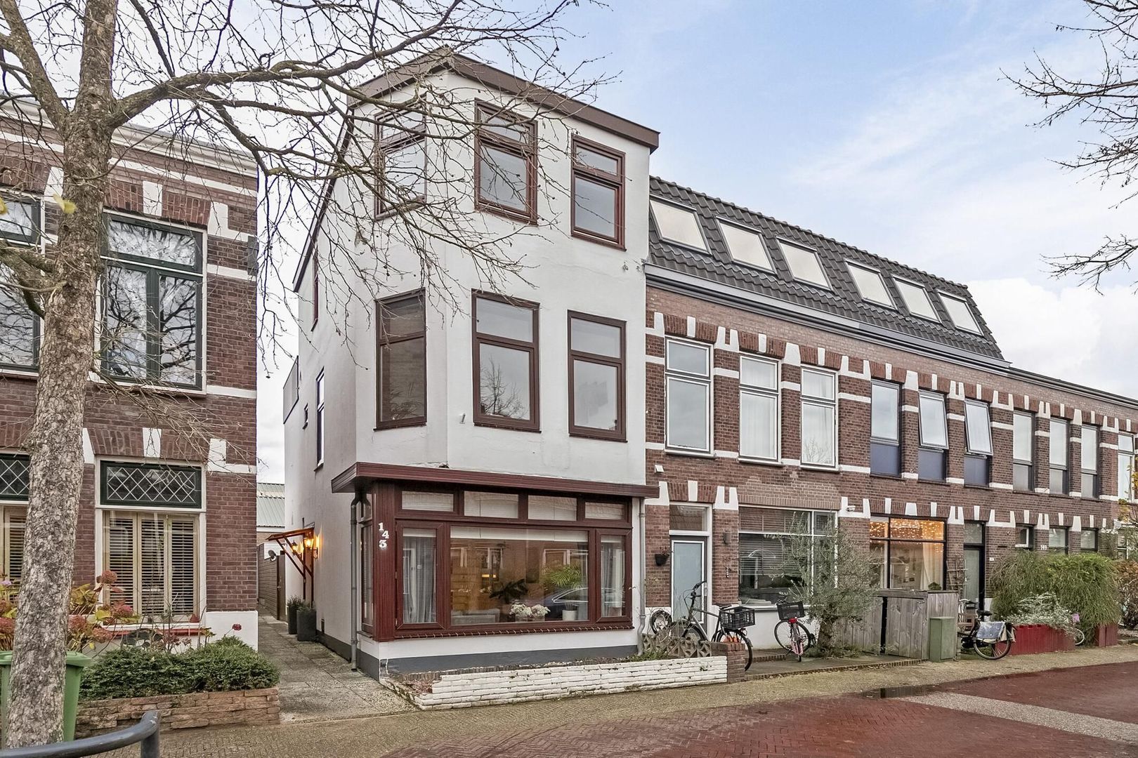 Hoge Larenseweg 143, Hilversum foto-0 blur