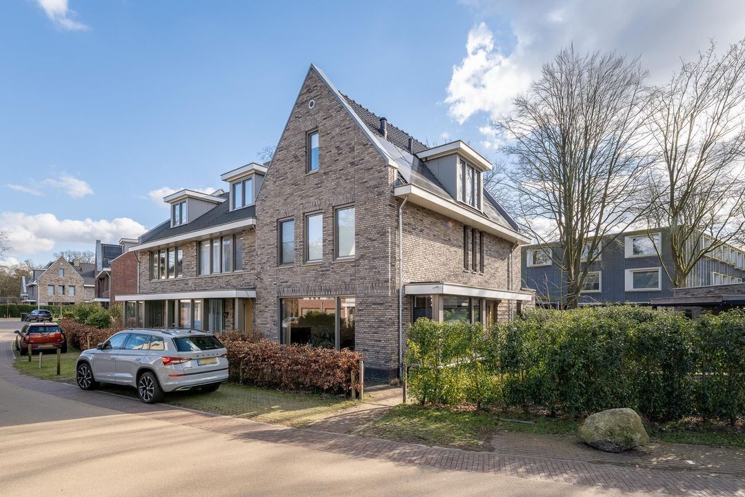 Rondeellaan 2, Hilversum