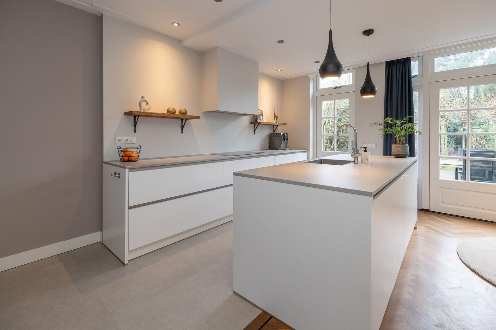 Alexanderlaan 43, Hilversum foto-16 blur