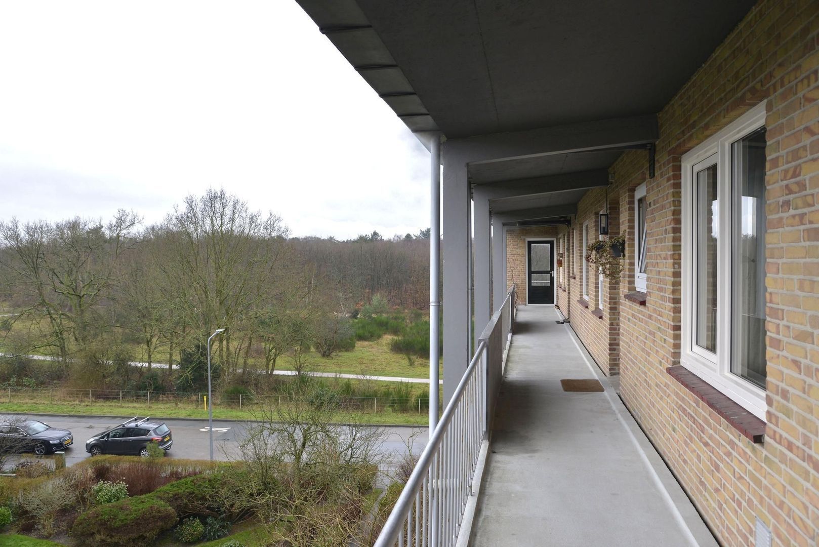 C. Evertsenstraat 153, Hilversum foto-1 blur