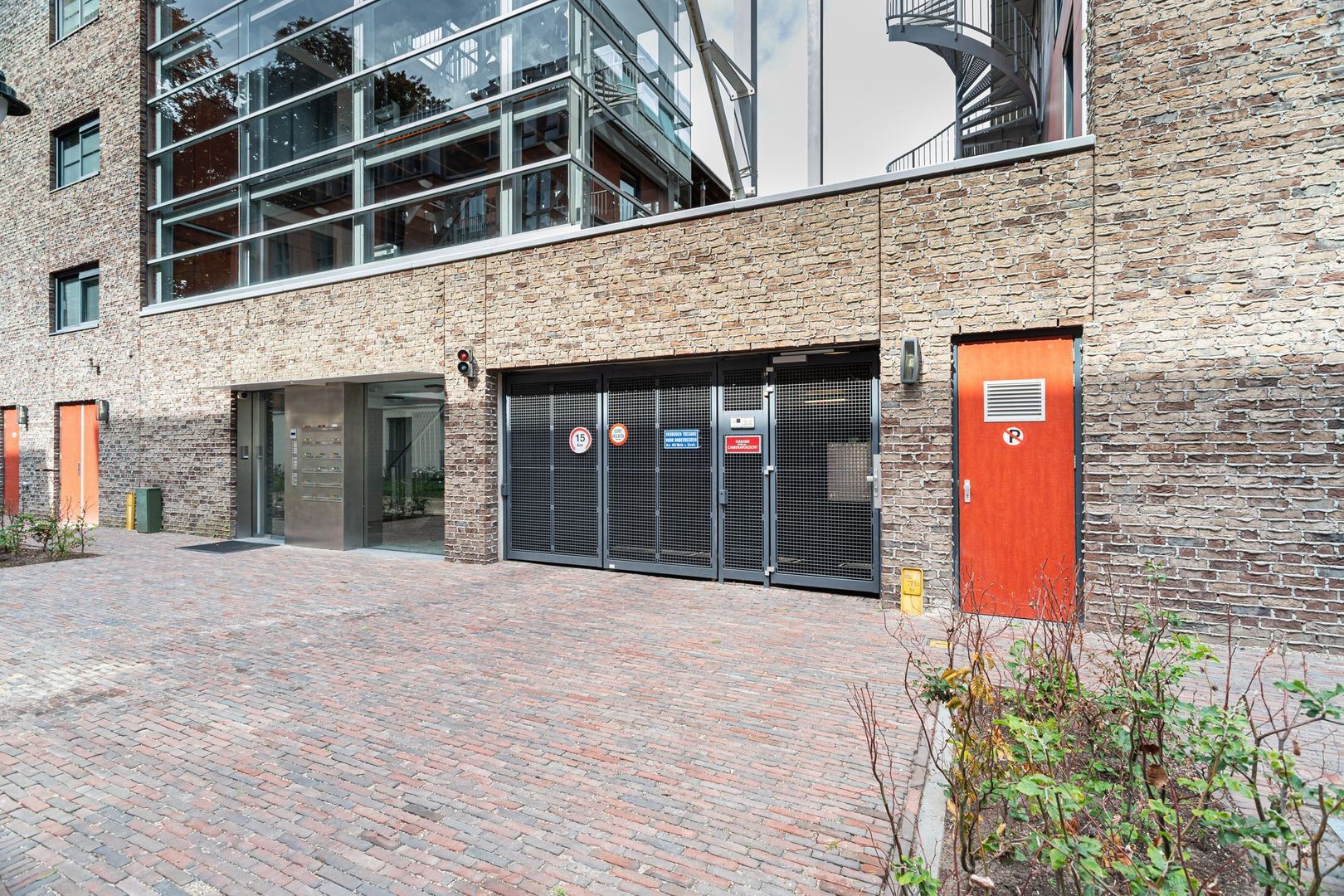 Oude Torenstraat 37, Hilversum foto-13 blur