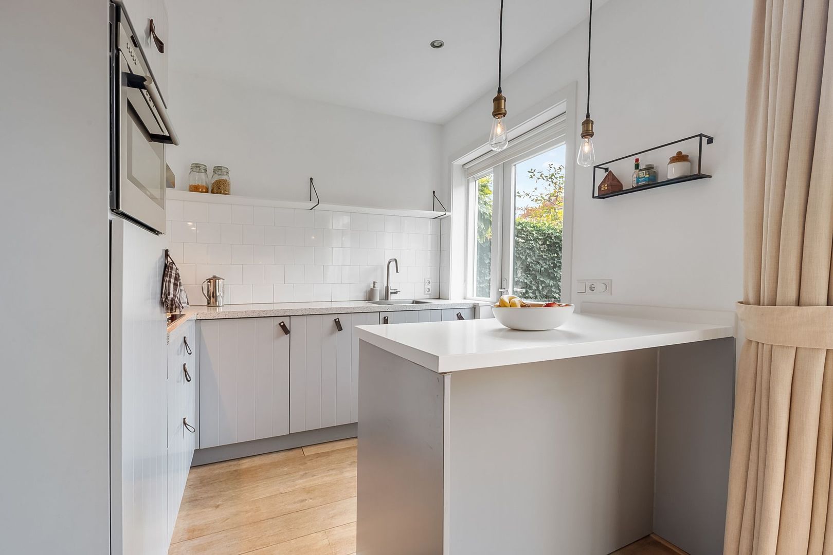 Meteorenstraat 49, Hilversum foto-2 blur