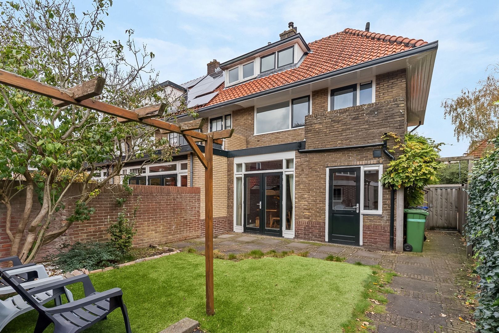 Meteorenstraat 49, Hilversum foto-36 blur