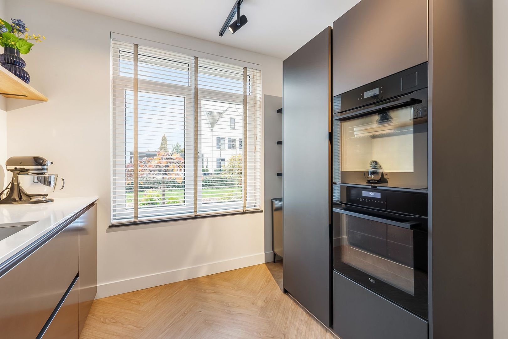 Spoorzicht 23, Wilnis foto-11 blur