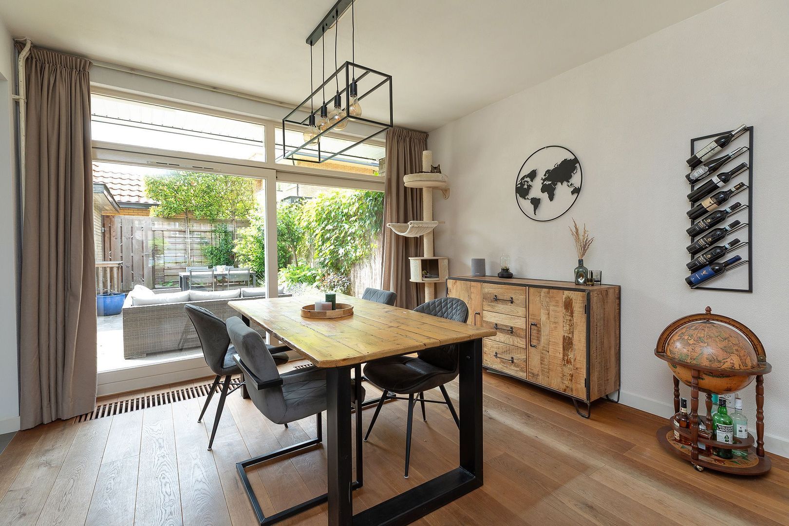 Diependaalselaan 137, Hilversum foto-5 blur