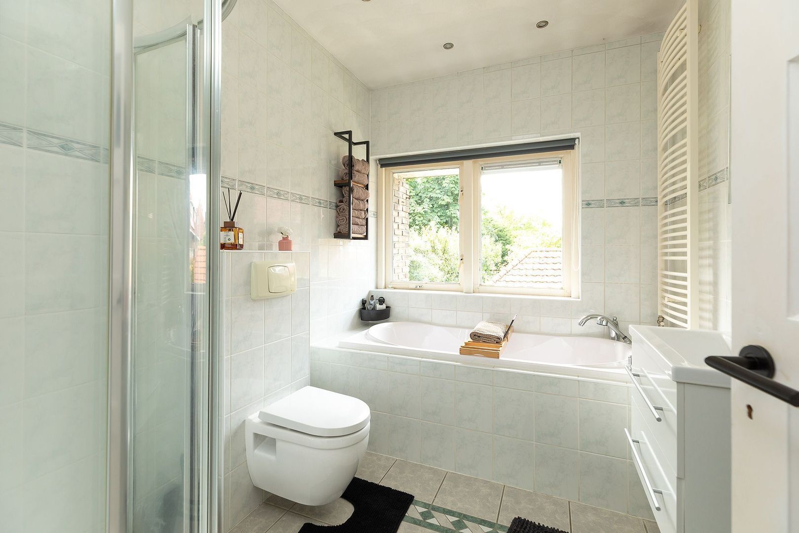 Diependaalselaan 137, Hilversum foto-15 blur