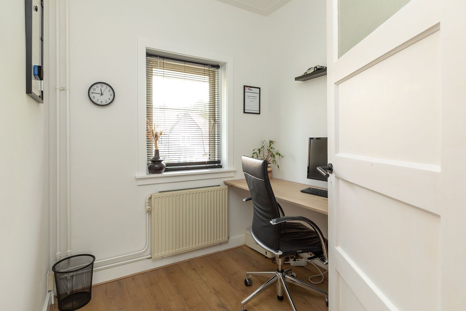 Diependaalselaan 137, Hilversum foto-20 blur