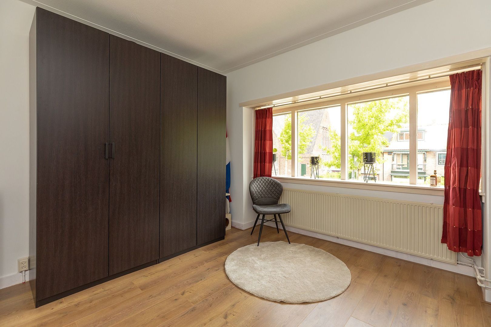 Diependaalselaan 137, Hilversum foto-18 blur