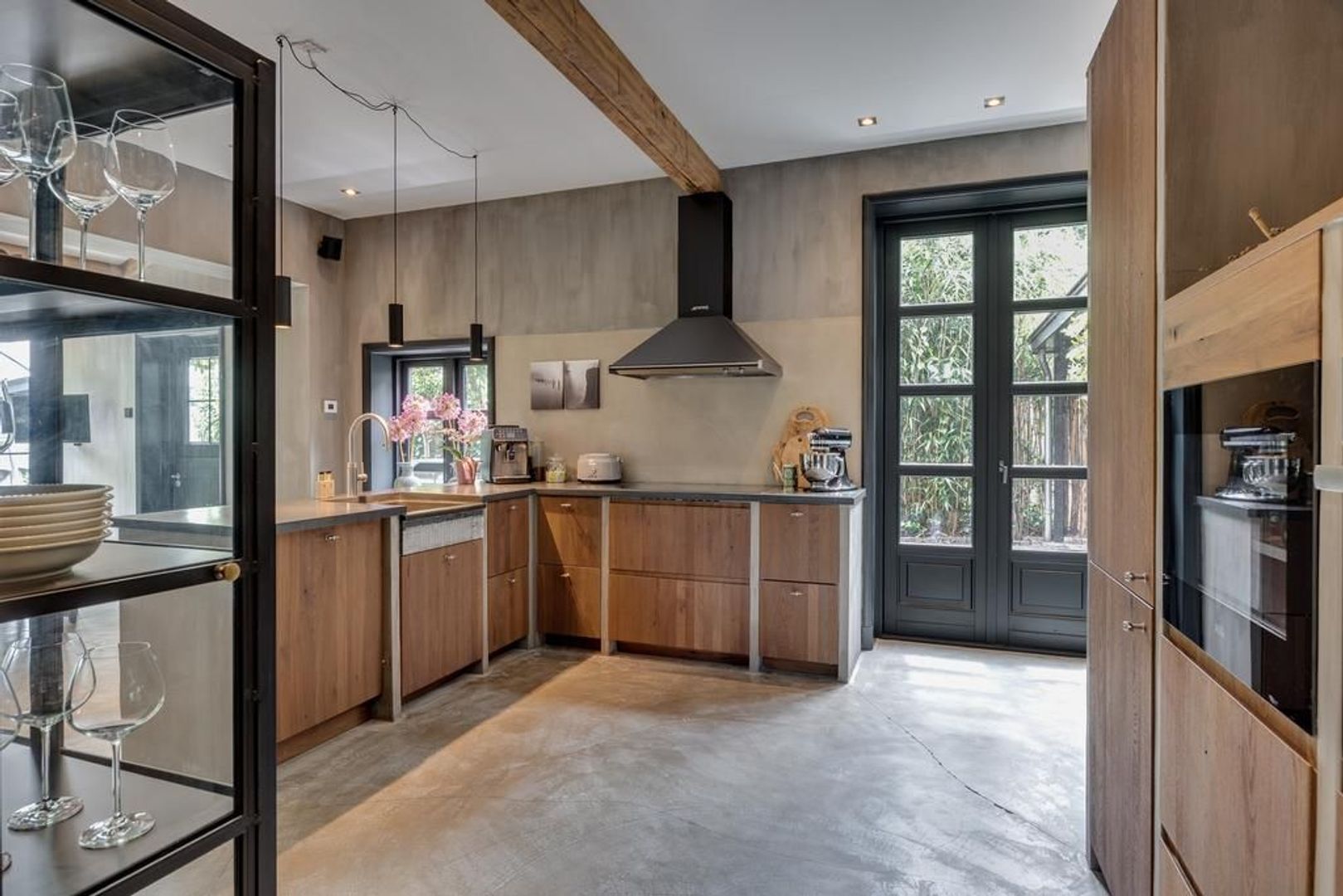 Albertus Perkstraat 37 A, Hilversum foto-2 blur