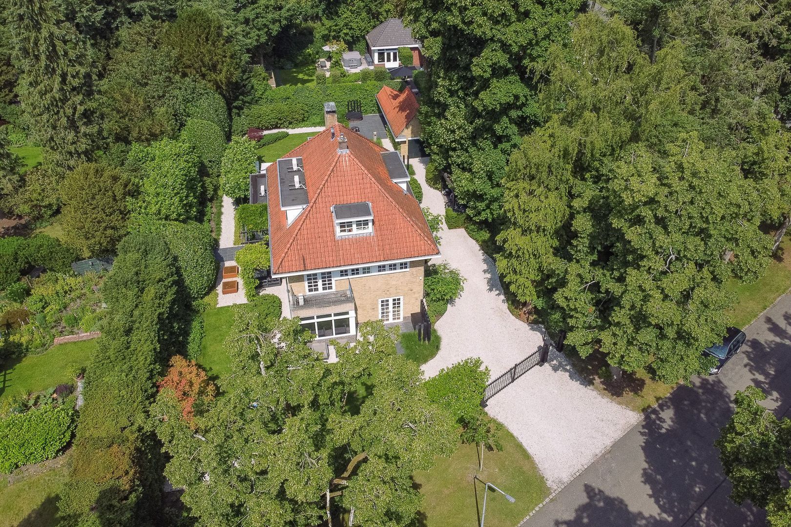 Nimrodlaan 1, Hilversum foto-79 blur