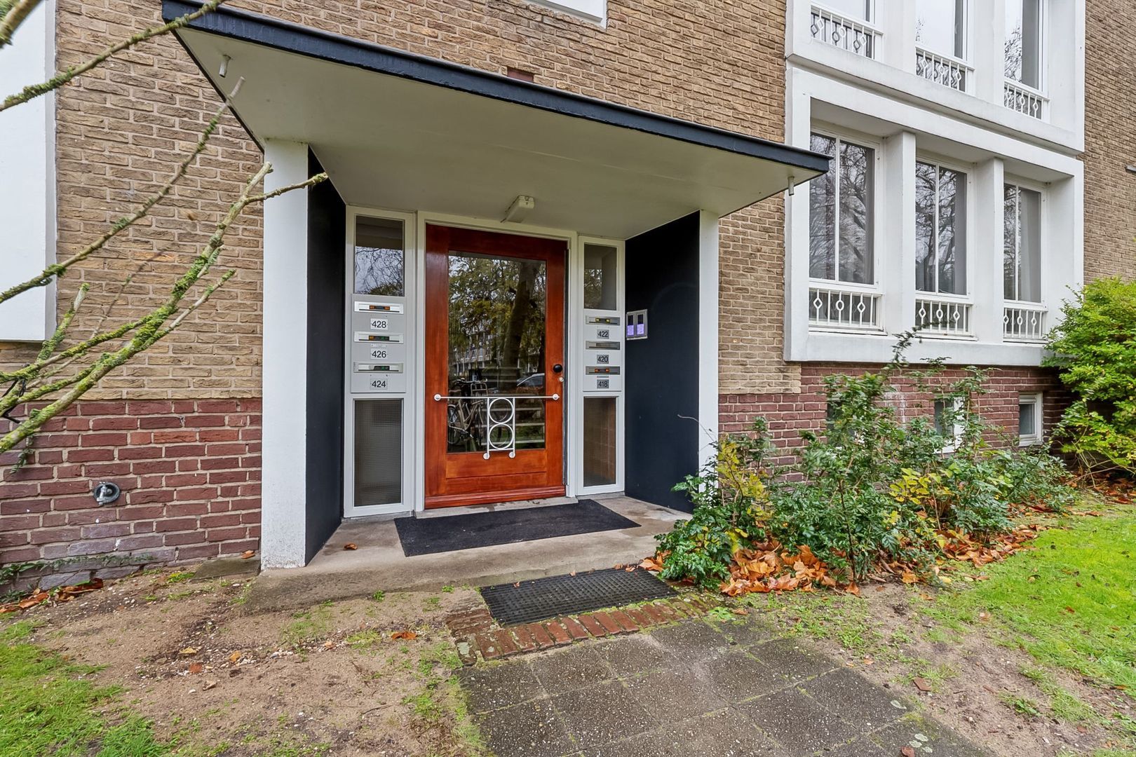 Diependaalselaan 420, Hilversum foto-3 blur